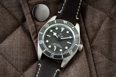 tudor silver silver dive watch